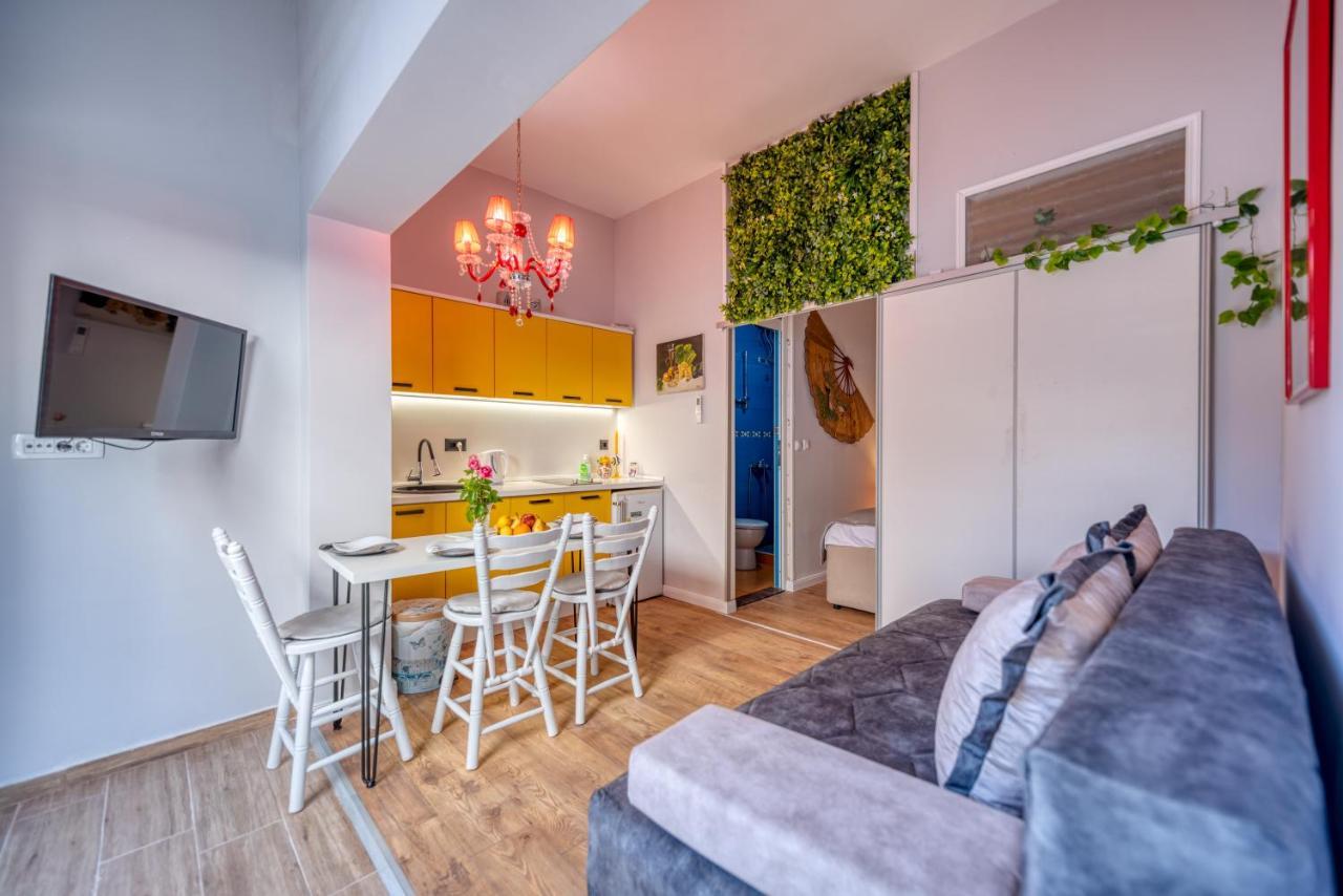 Apartments Vujosevic Tivat Ngoại thất bức ảnh