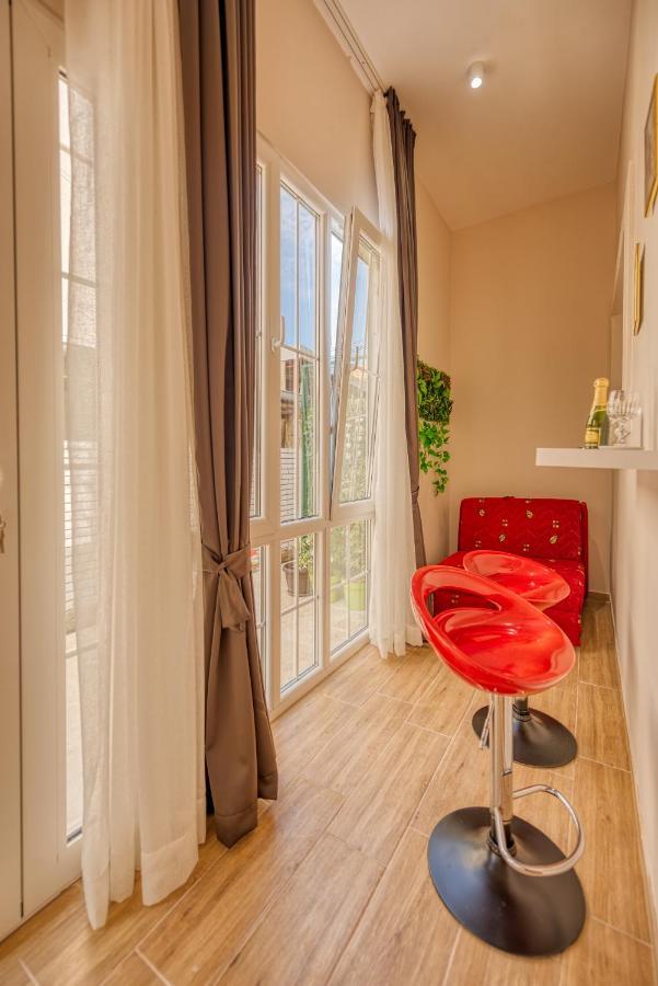 Apartments Vujosevic Tivat Ngoại thất bức ảnh