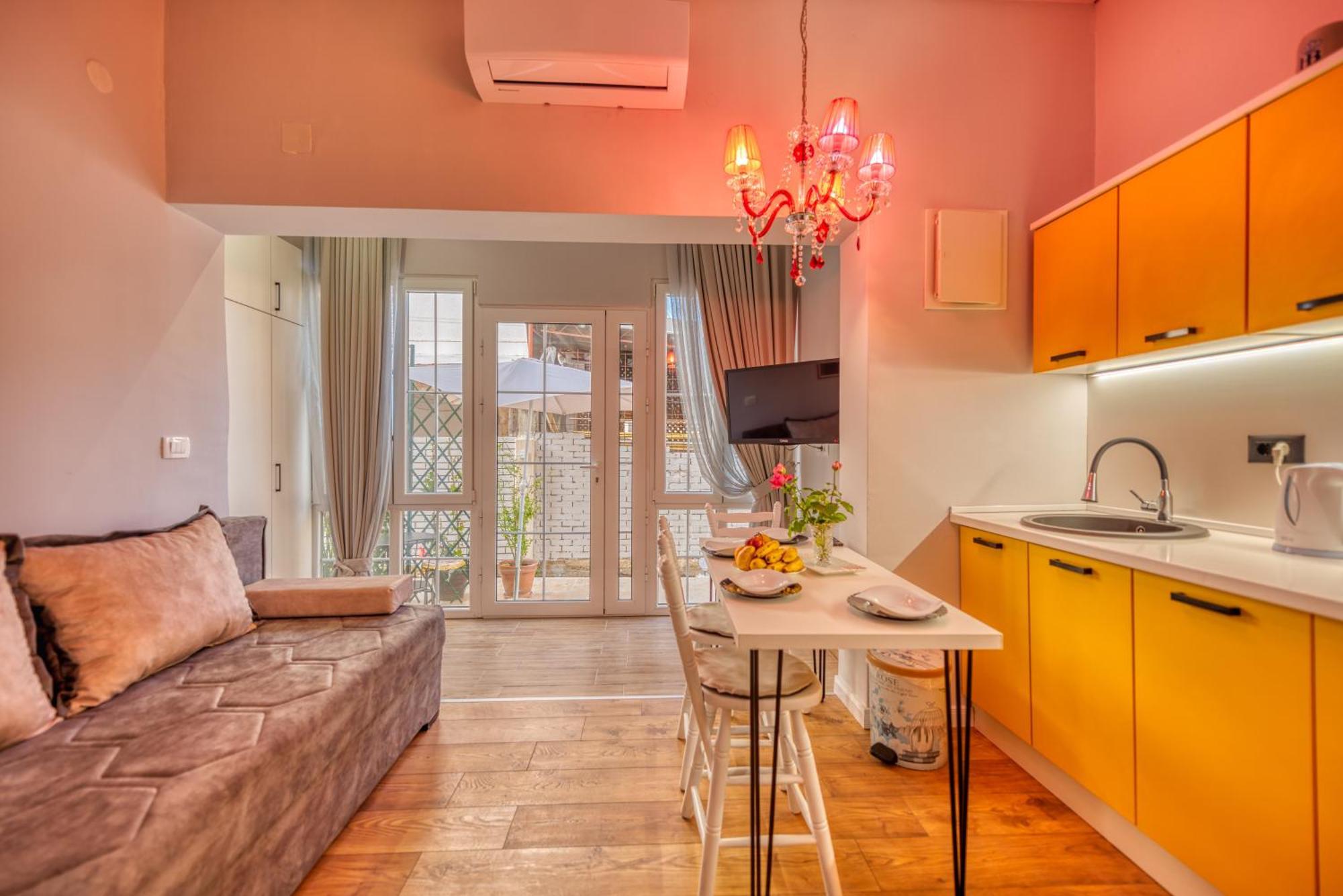 Apartments Vujosevic Tivat Ngoại thất bức ảnh